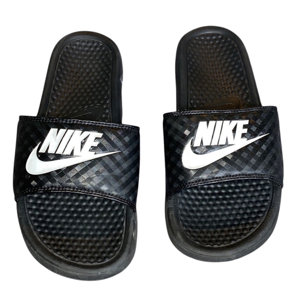 Nike s Benassi JDI